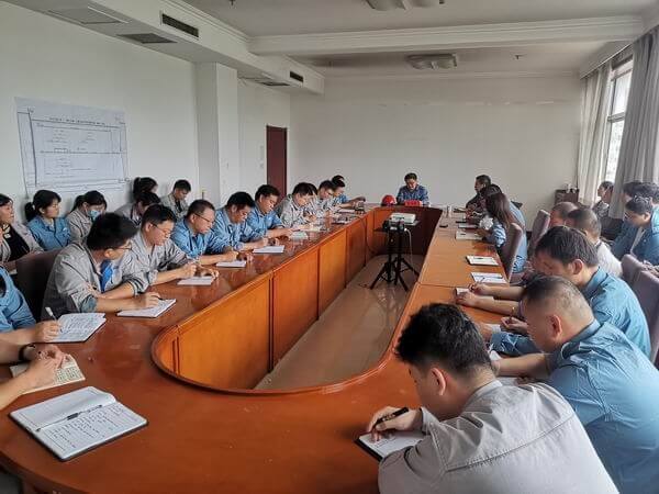 中科濮原公司召开“保生计，降本增效大会商”带头会