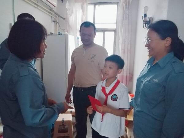   公司工会发展“六一”儿童节女职工子女出格关爱活动