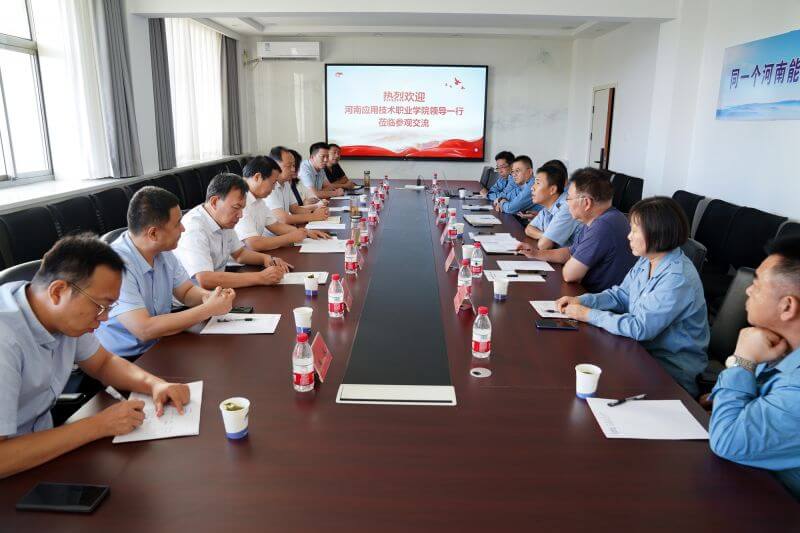 河南利用技术职业学院到濮阳园区互换