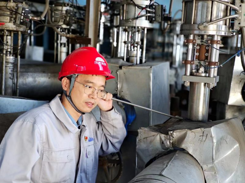 对话劳模：纵目不见浪花，仰面一江波澜 ——记河南省劳动圭表获得者许国胜